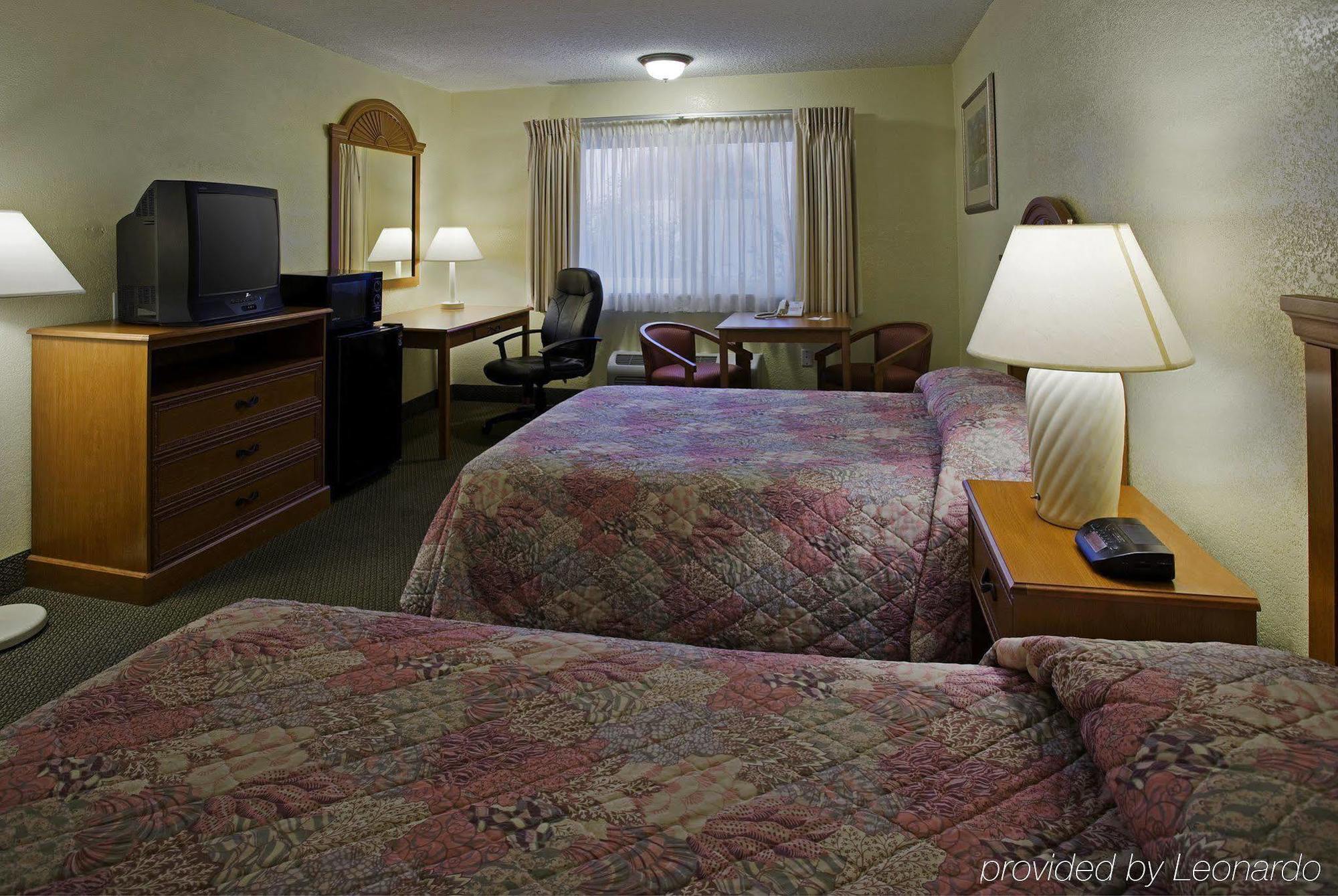 Super 8 By Wyndham Oceanside Marty'S Valley Inn ห้อง รูปภาพ
