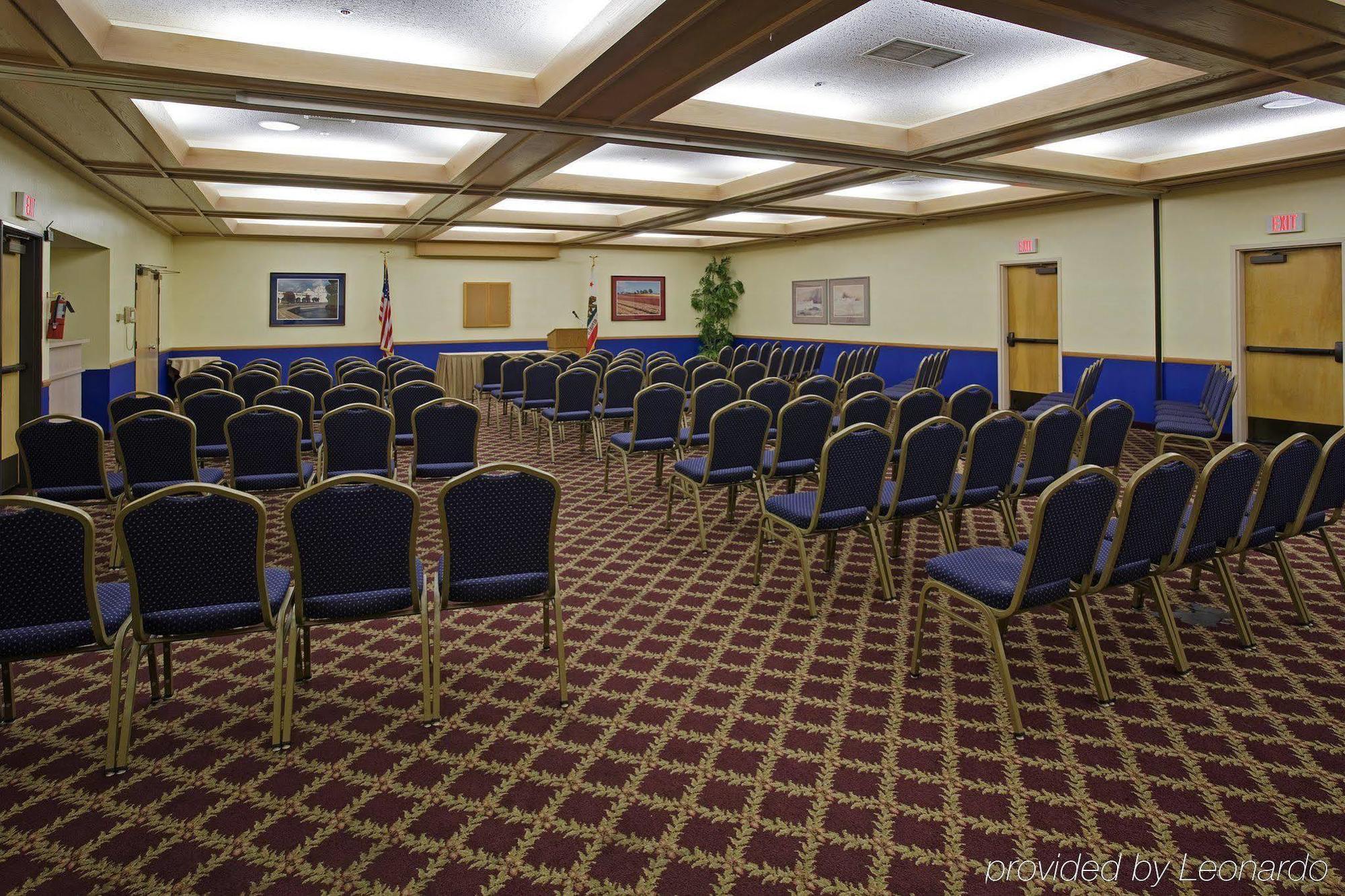 Super 8 By Wyndham Oceanside Marty'S Valley Inn ภายนอก รูปภาพ