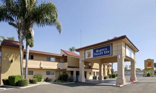 Super 8 By Wyndham Oceanside Marty'S Valley Inn ภายนอก รูปภาพ