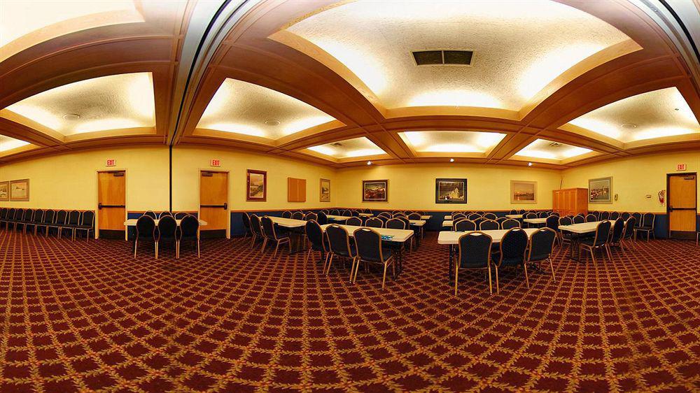 Super 8 By Wyndham Oceanside Marty'S Valley Inn ภายนอก รูปภาพ
